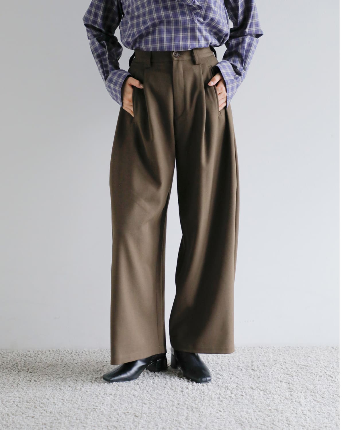 CHIGNON(シニヨン)サイドタックワイドパンツ 3655-237mk