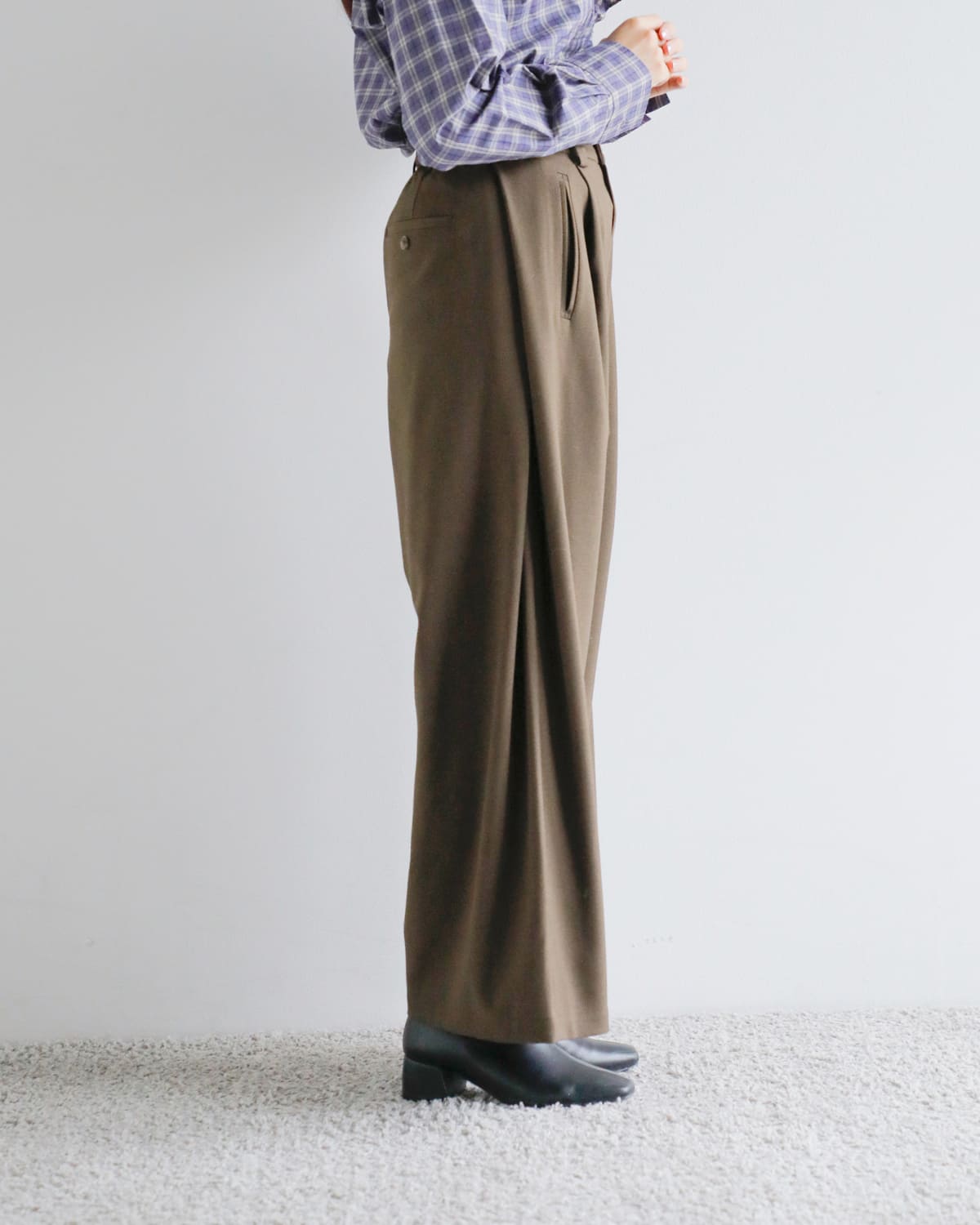 CHIGNON(シニヨン)サイドタックワイドパンツ 3655-237mk