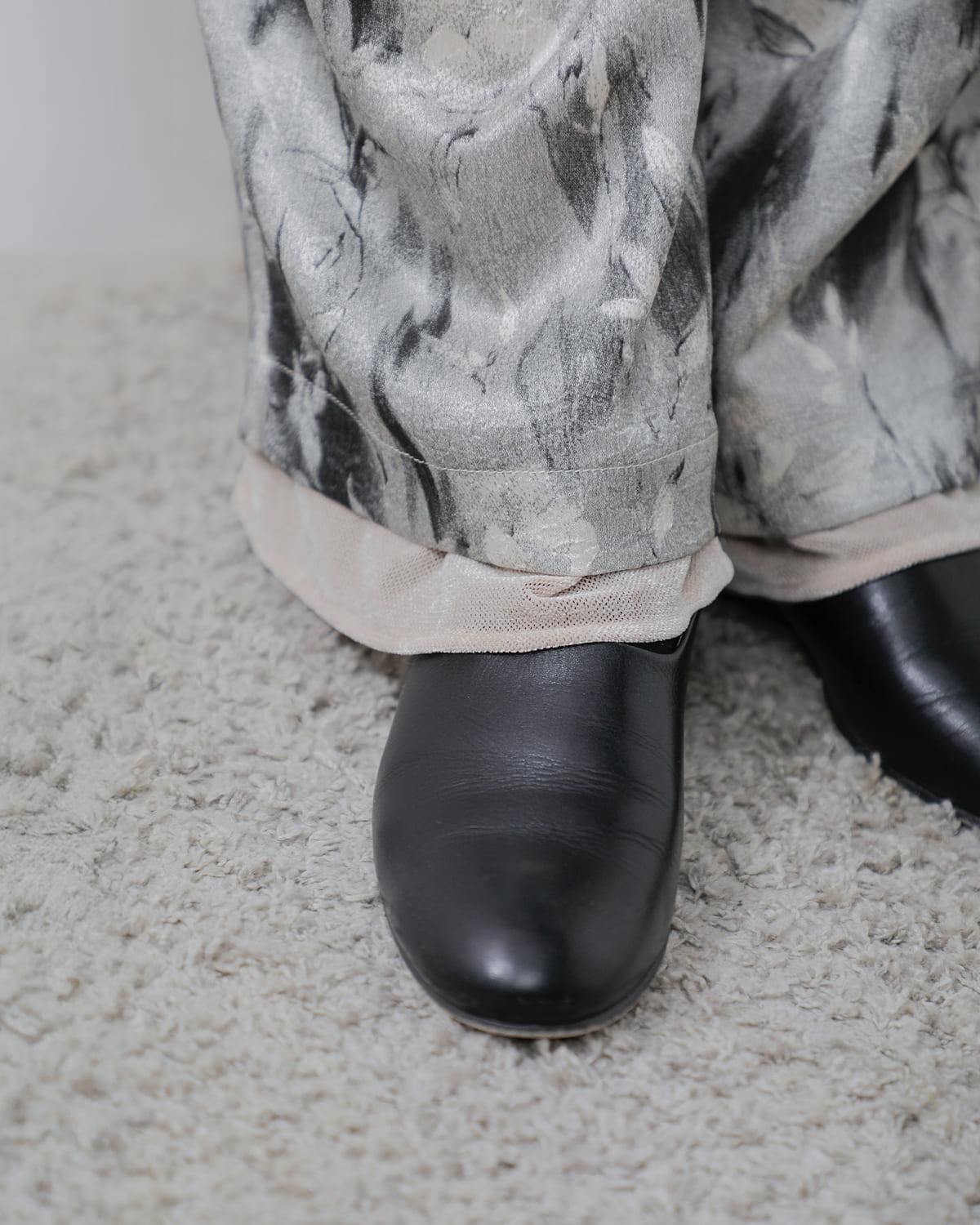 CHIGNON(シニヨン)ワッシャーサテンプリントパンツ 3755-253mk