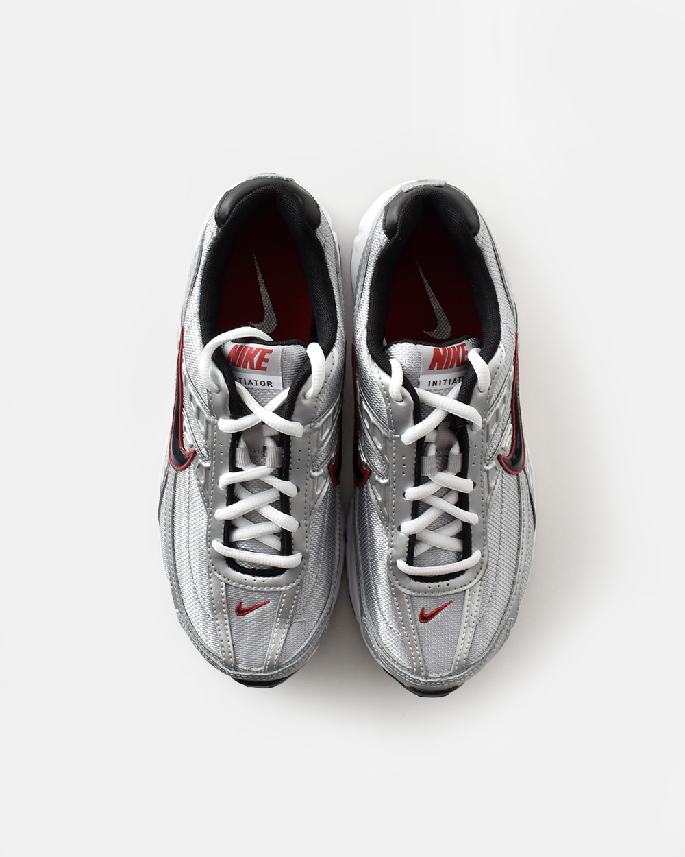 NIKEイニシエーター スニーカー 394055