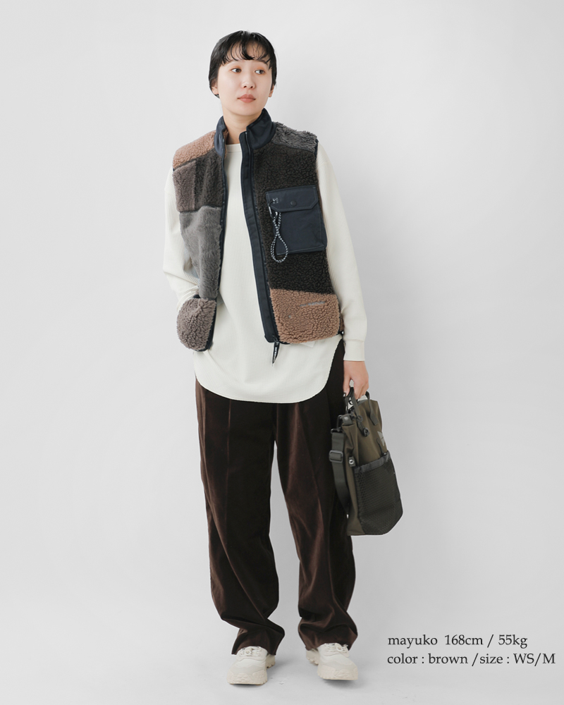 and wanderミックス ボア ベスト “Mix boa vest” 574-5281058