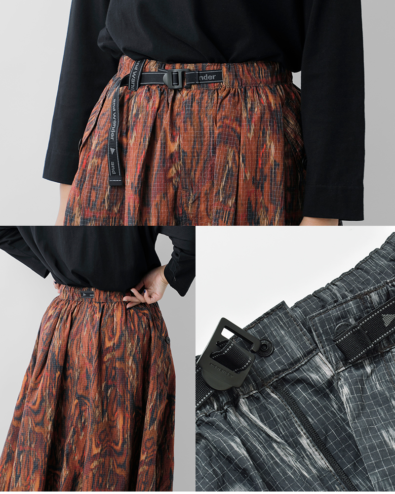 and wander(アンドワンダー)プリントリップストップカーゴスカート“printedripstopcargoskirt”574-5282048