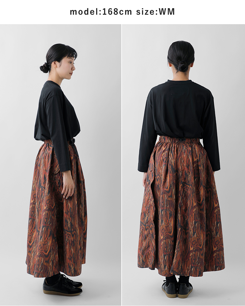 and wander(アンドワンダー)プリントリップストップカーゴスカート“printedripstopcargoskirt”574-5282048