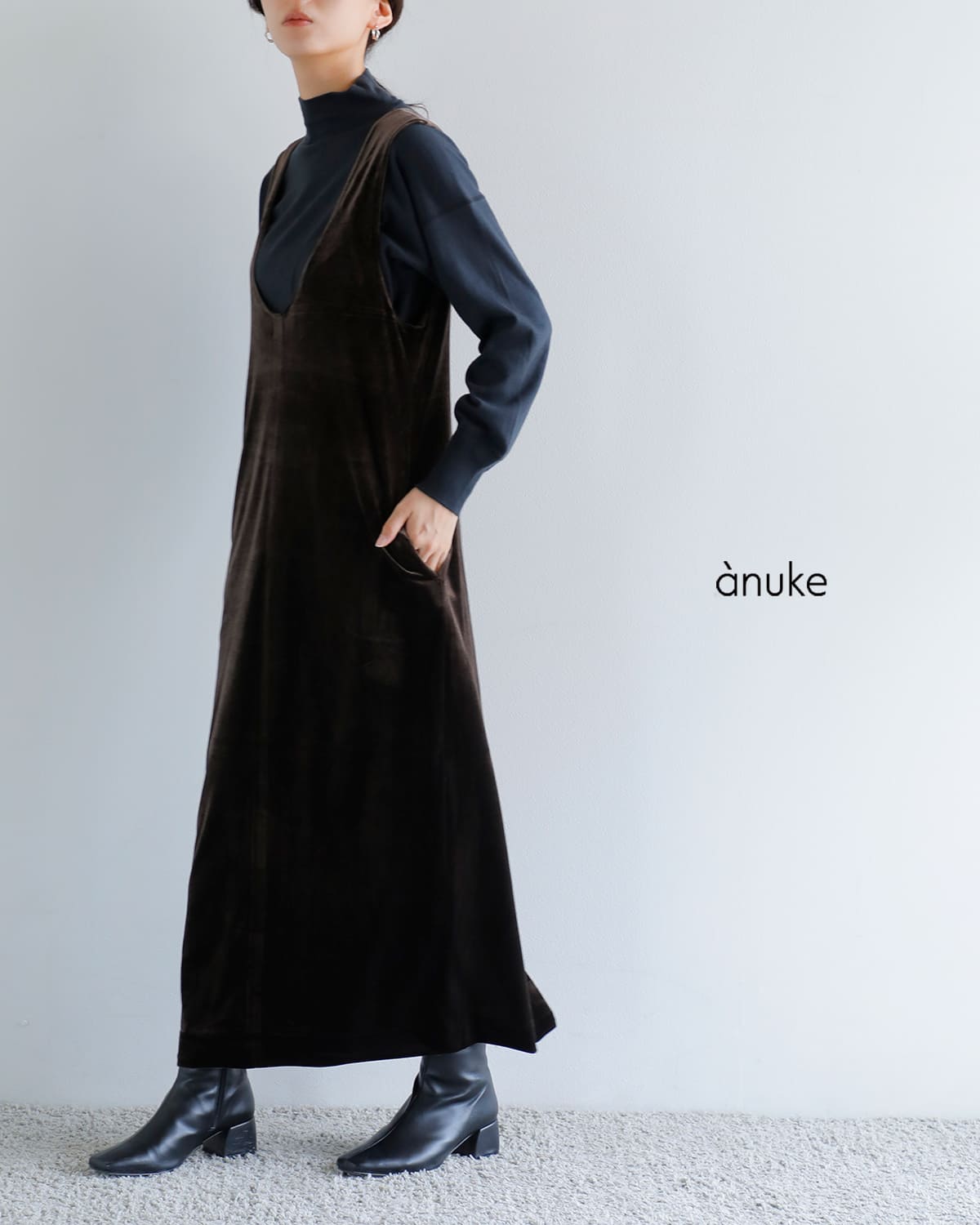 ànuke /アンヌーク Velour Uneck Onepieceブラック38 ànuke online store（アンヌーク） / Velour Uneck