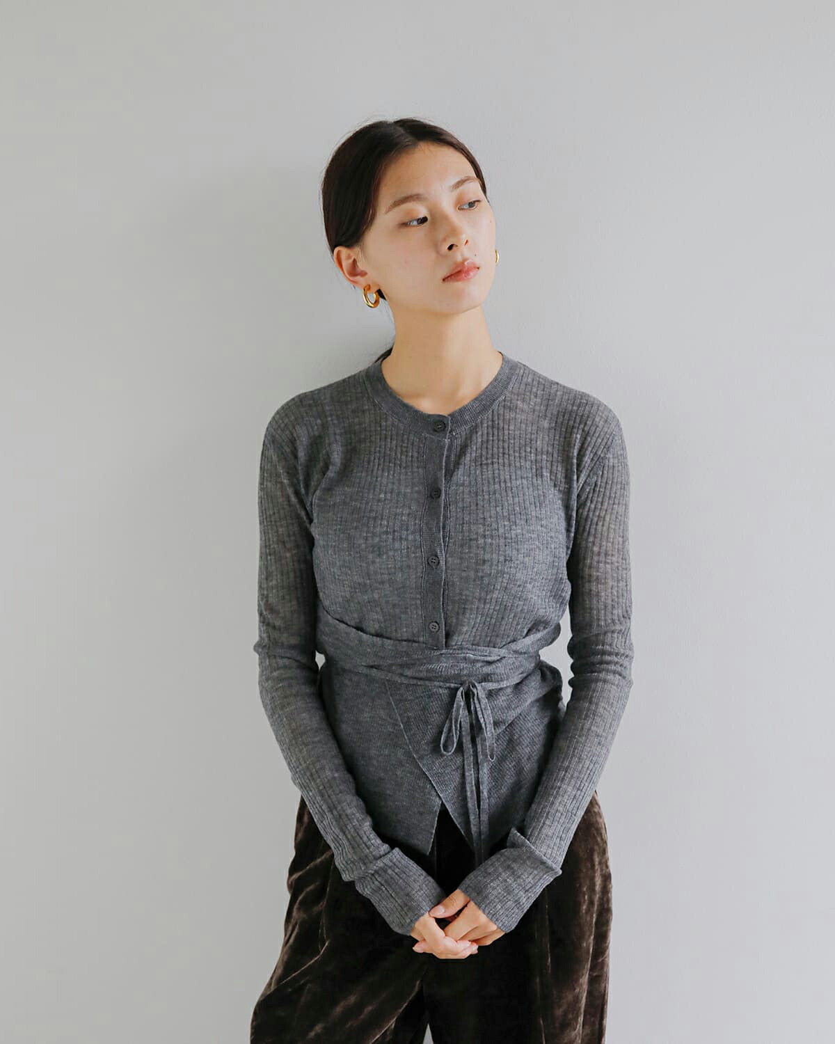 anuke(アンヌーク)ウールカシュクールカーディガン “Wool Cachecoeur Cardigan” 62520502