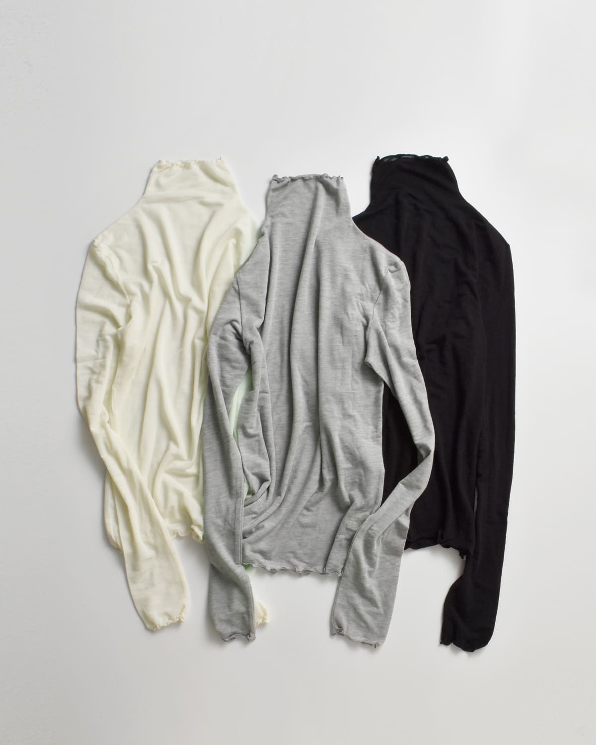 anuke(アンヌーク)カシミヤシルクタートルトップス “Cashmeresilk Turtle Tops” 62520616