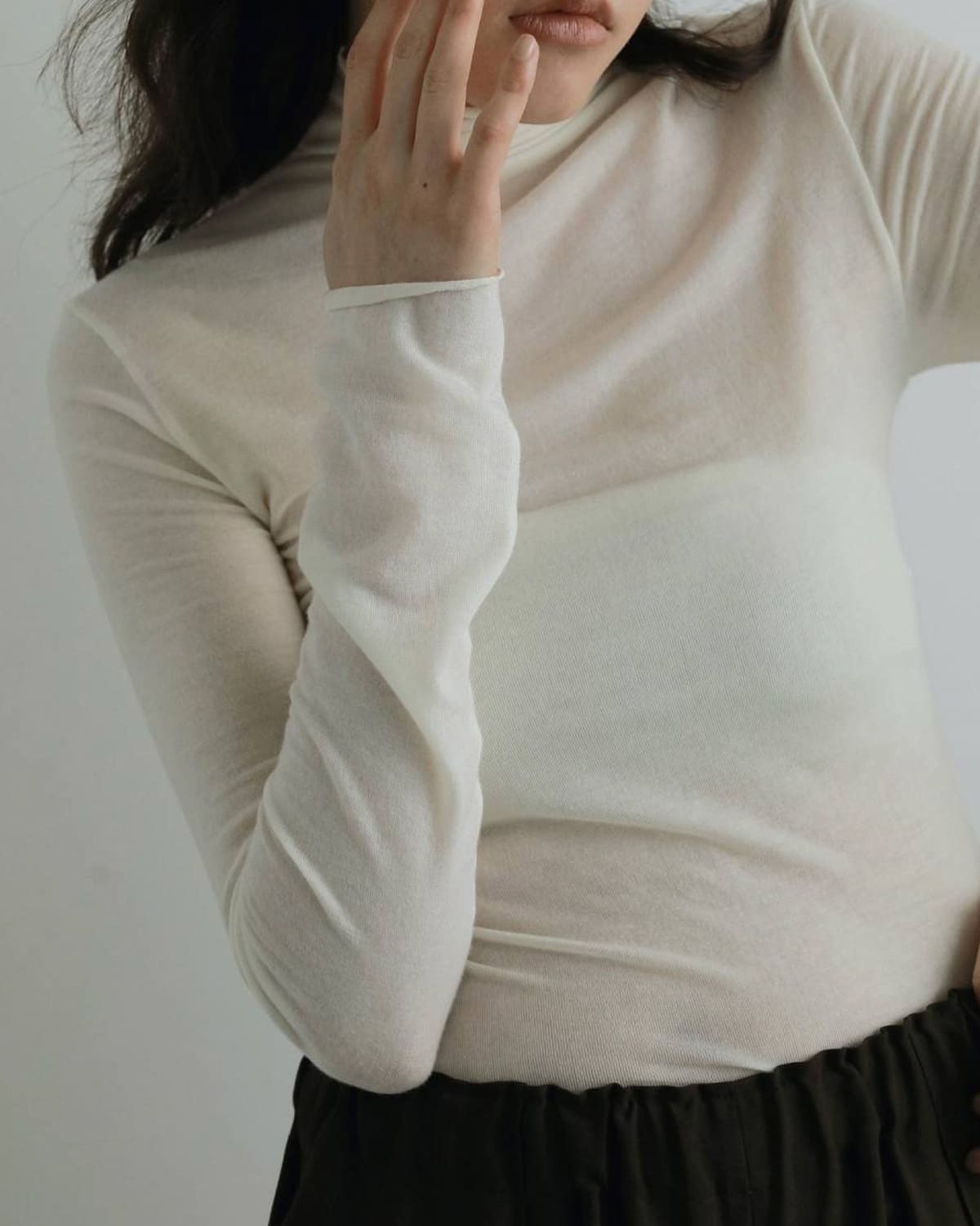 anuke(アンヌーク)カシミヤシルクタートルトップス “Cashmeresilk Turtle Tops” 62520616