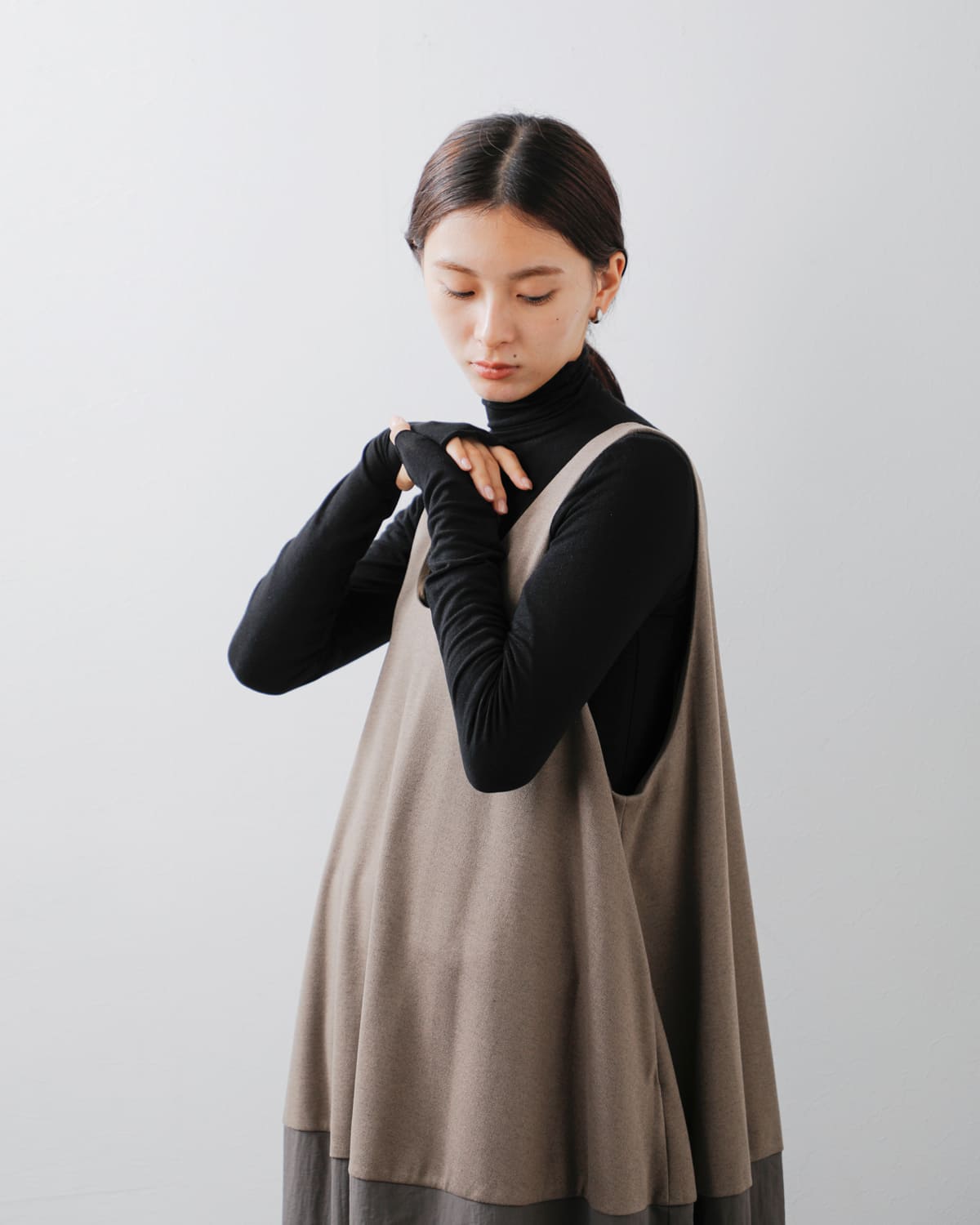anuke(アンヌーク)カシミヤシルクタートルトップス “Cashmeresilk Turtle Tops” 62520616