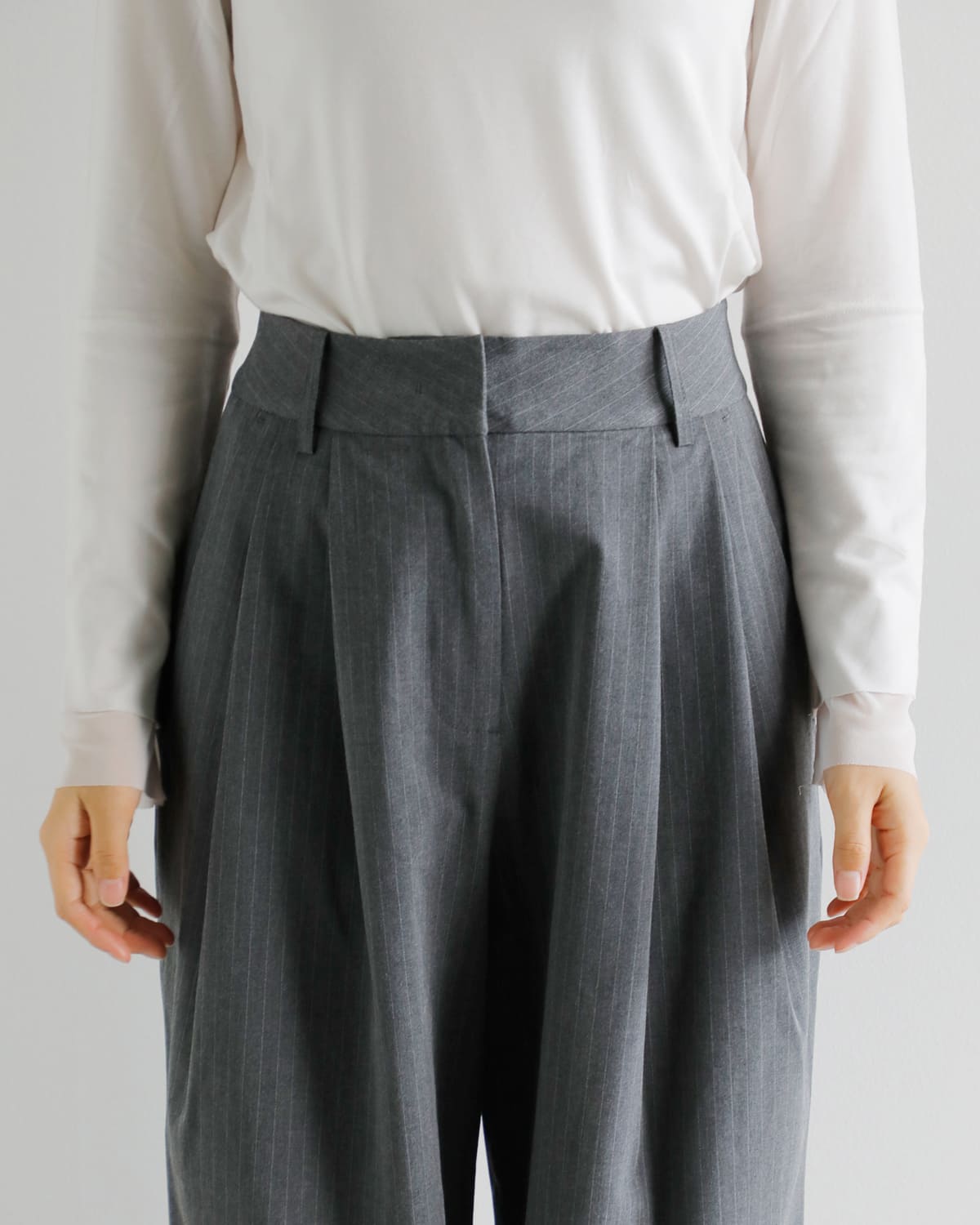 anuke(アンヌーク)ヘザーストレッチダブルタックワイドパンツ “Heather Stretch Pants” 62520706