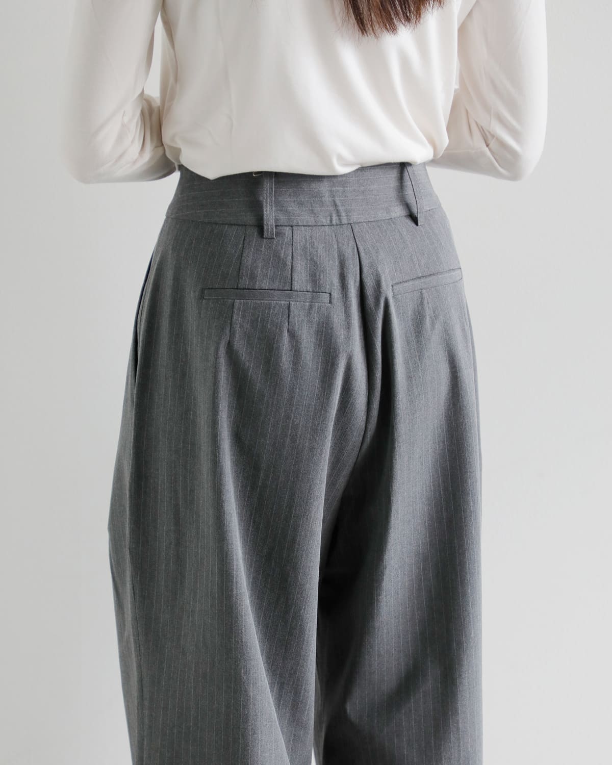 anuke(アンヌーク)ヘザーストレッチダブルタックワイドパンツ “Heather Stretch Pants” 62520706