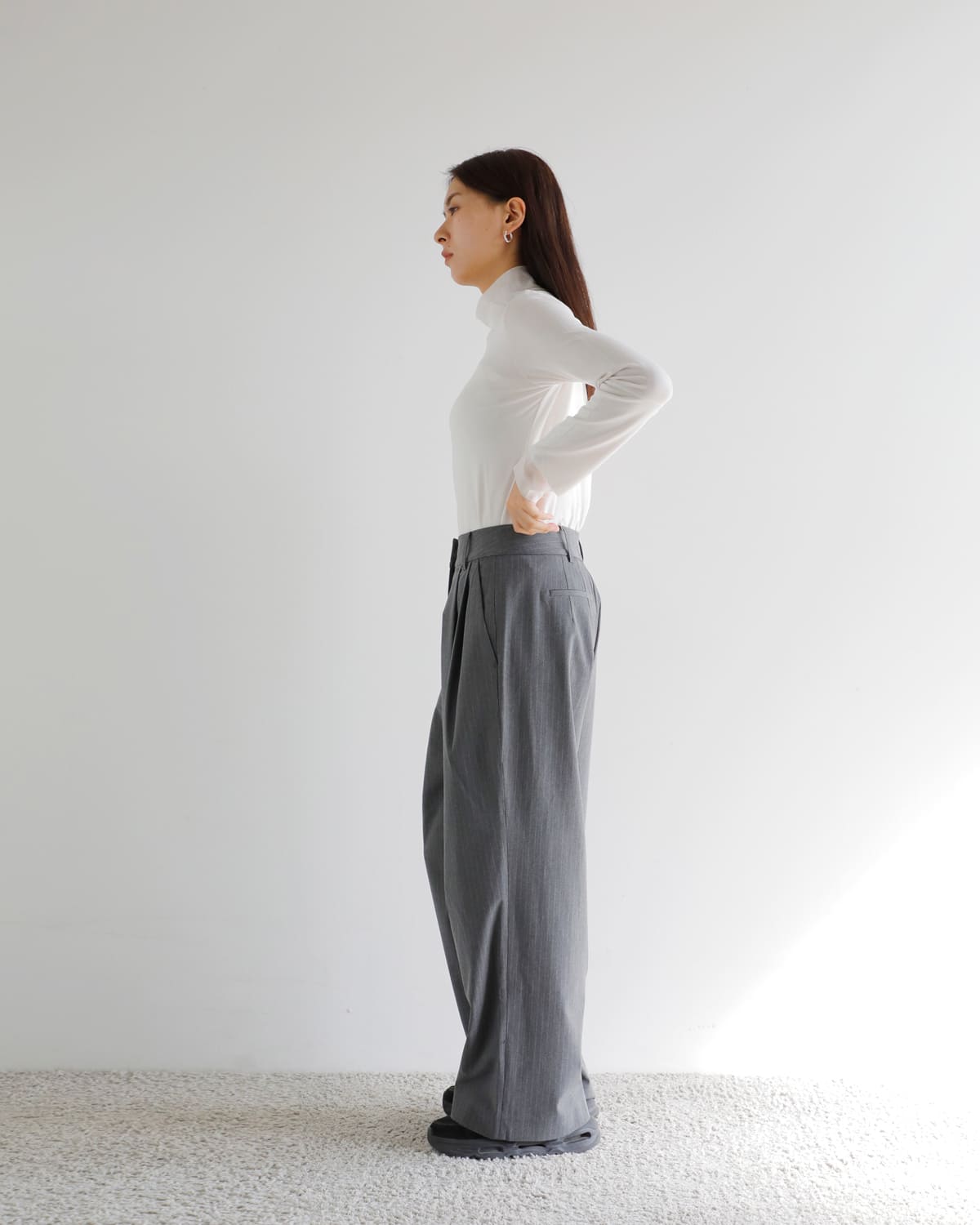 anuke(アンヌーク)ヘザーストレッチダブルタックワイドパンツ “Heather Stretch Pants” 62520706
