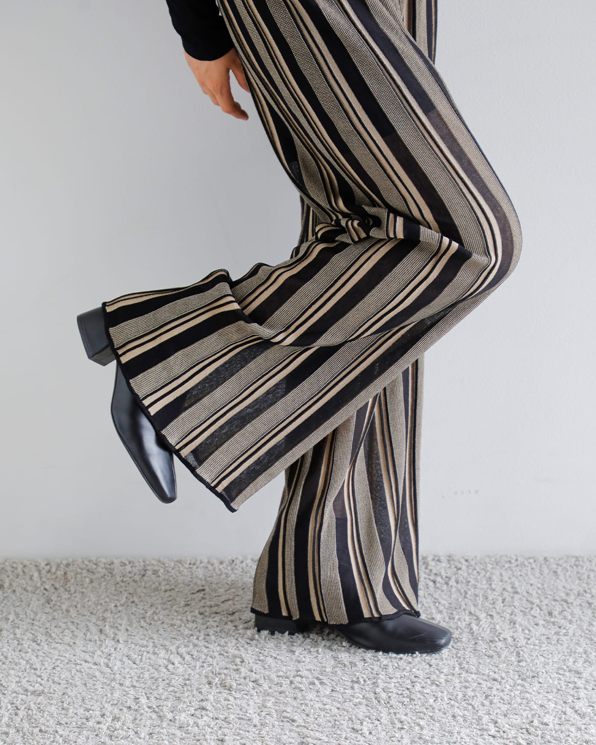 anuke(アンヌーク)ストライプニットパンツ “Stripe Knit Pants” 62520709
