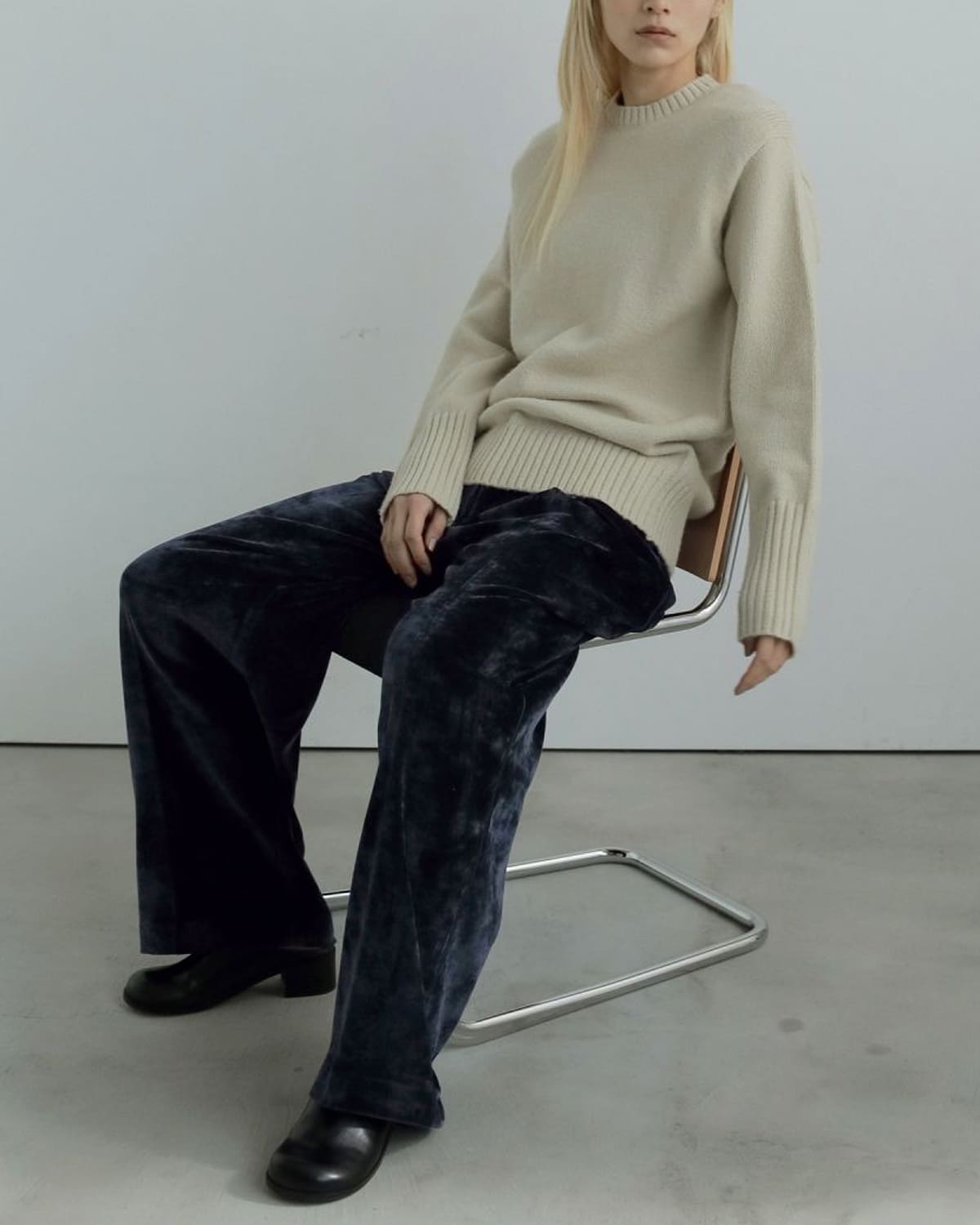 anuke(アンヌーク)ベルベットワイドパンツ “Velvet Wide Pants” 62520712