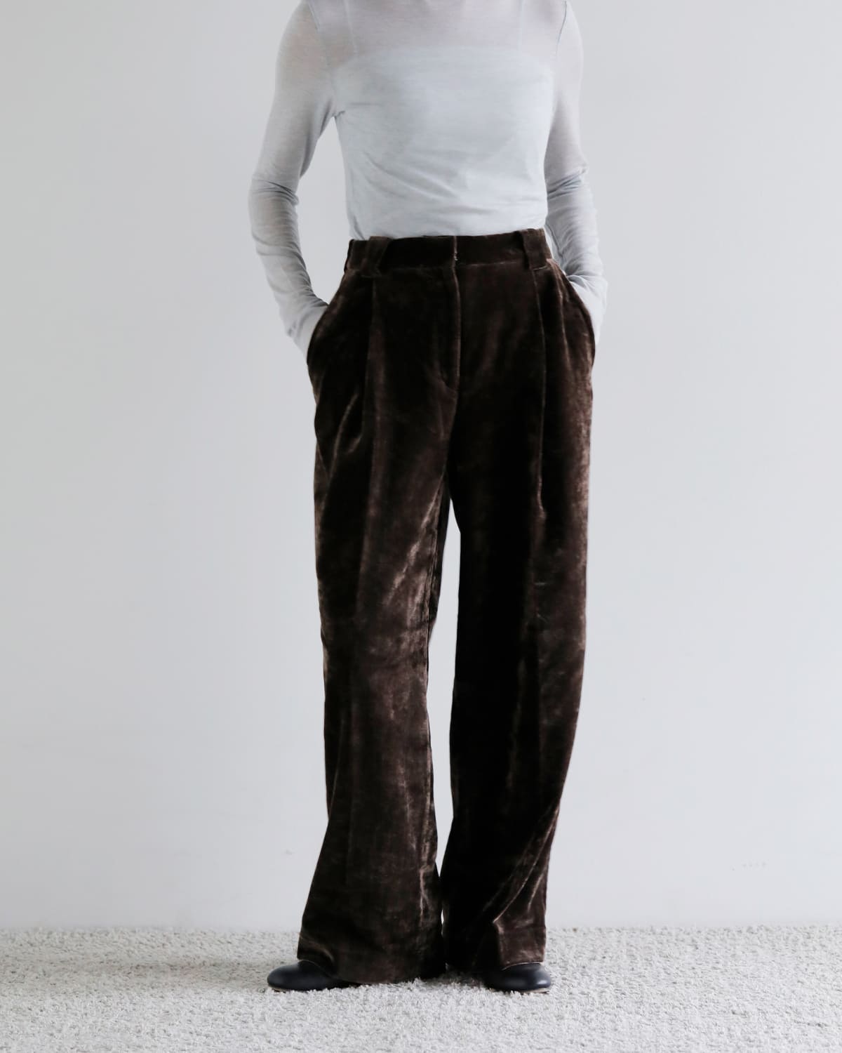 anuke(アンヌーク)ベルベットワイドパンツ “Velvet Wide Pants” 62520712