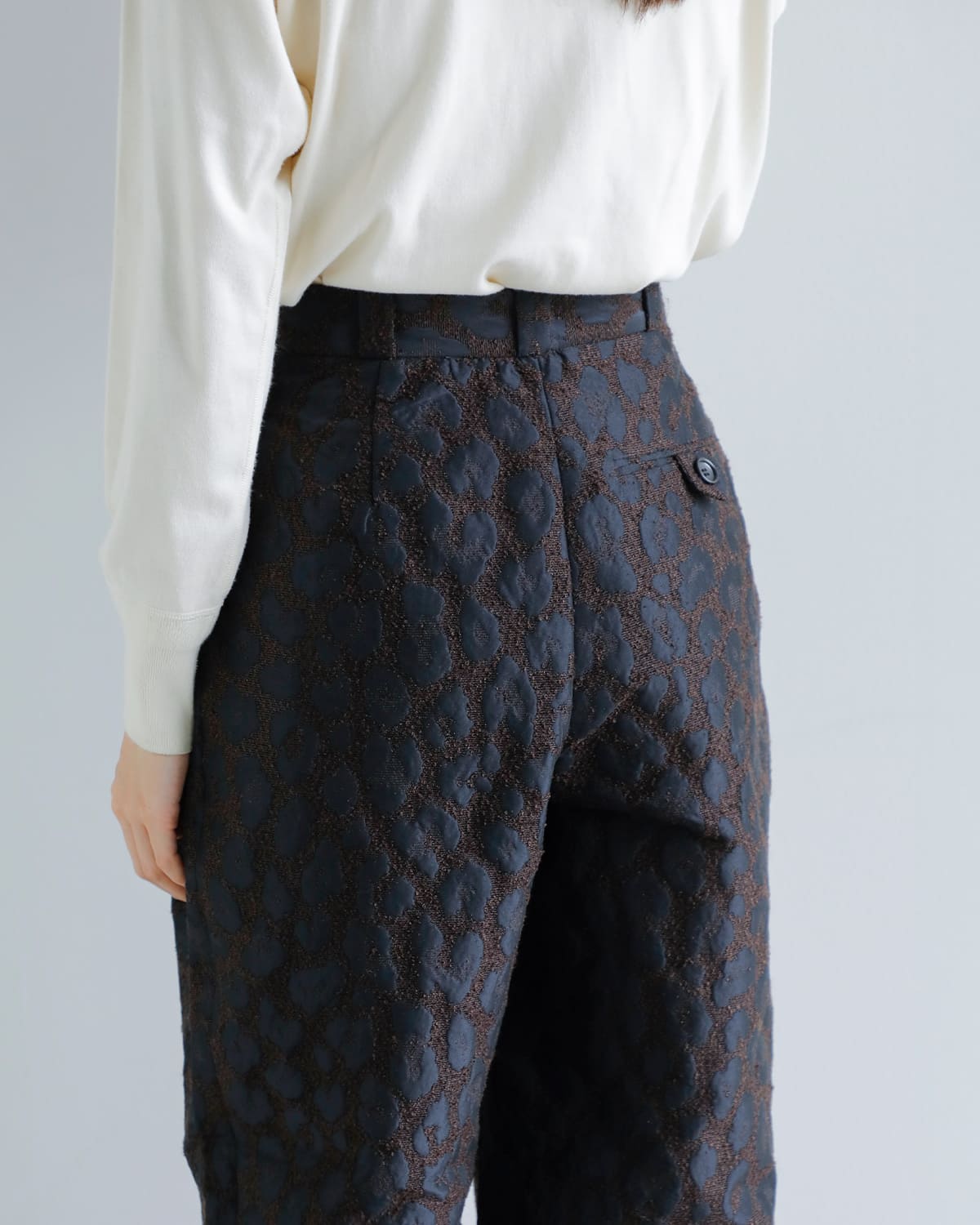 anuke(アンヌーク)レオパードジャガードパンツ “Leopard Jacquard Pants” 62520729