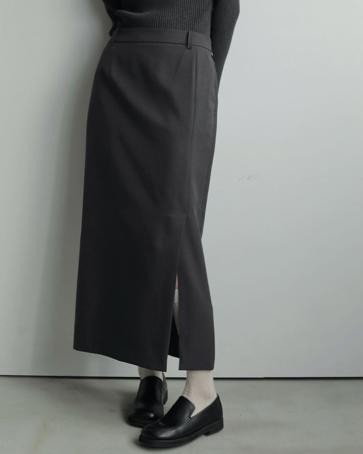 anuke(アンヌーク)ヘザーストレッチミドルスカート “Heather Stretch Middleskirt” 62520801
