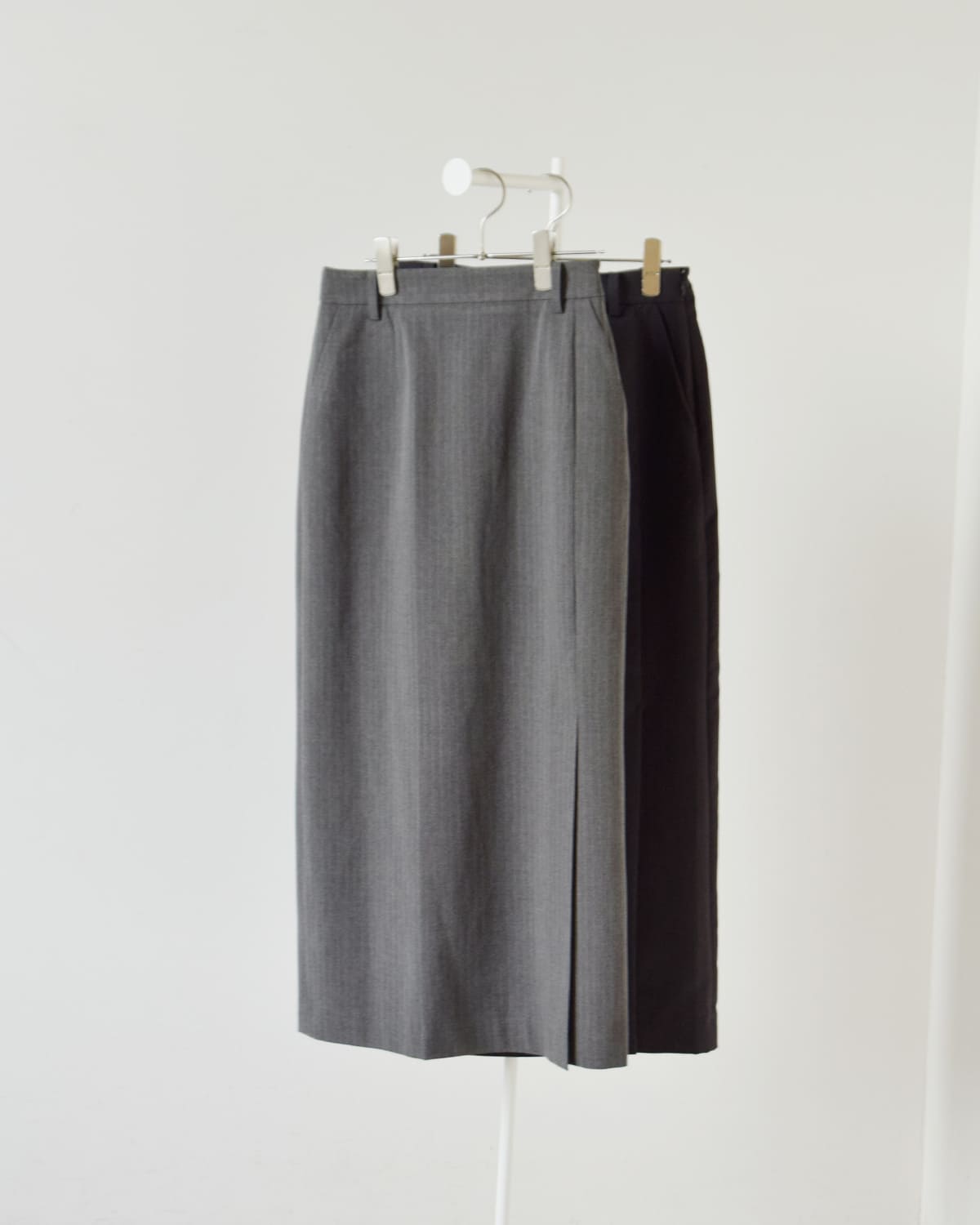 anuke(アンヌーク)ヘザーストレッチミドルスカート “Heather Stretch Middleskirt” 62520801