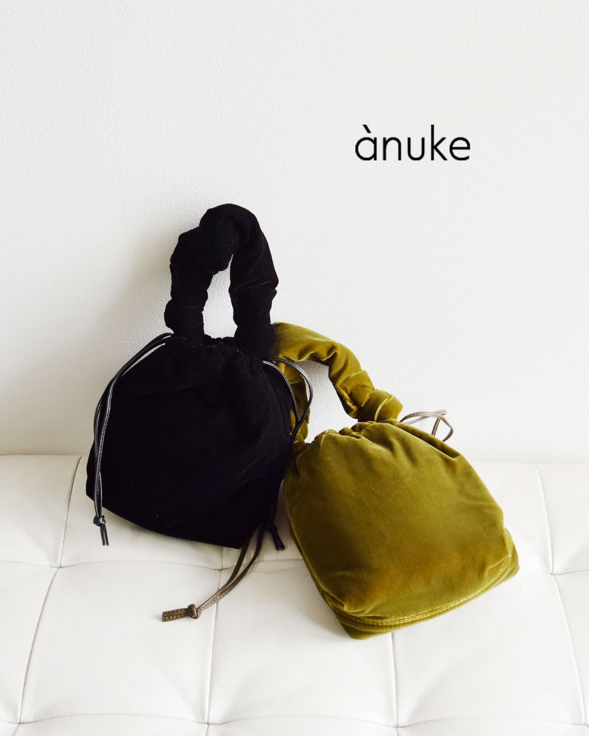 【anuke】 Velvet Mini Purse Velvet Mini Purse（クラッチバッグ）｜ànuke（アンヌーク