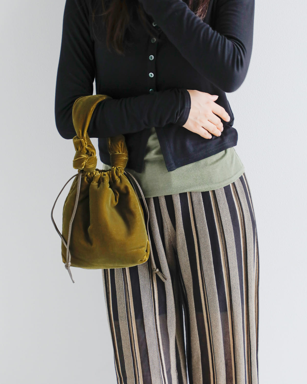 anuke アンヌーク ベルベットミニ バッグ “Velvet Mini Purse