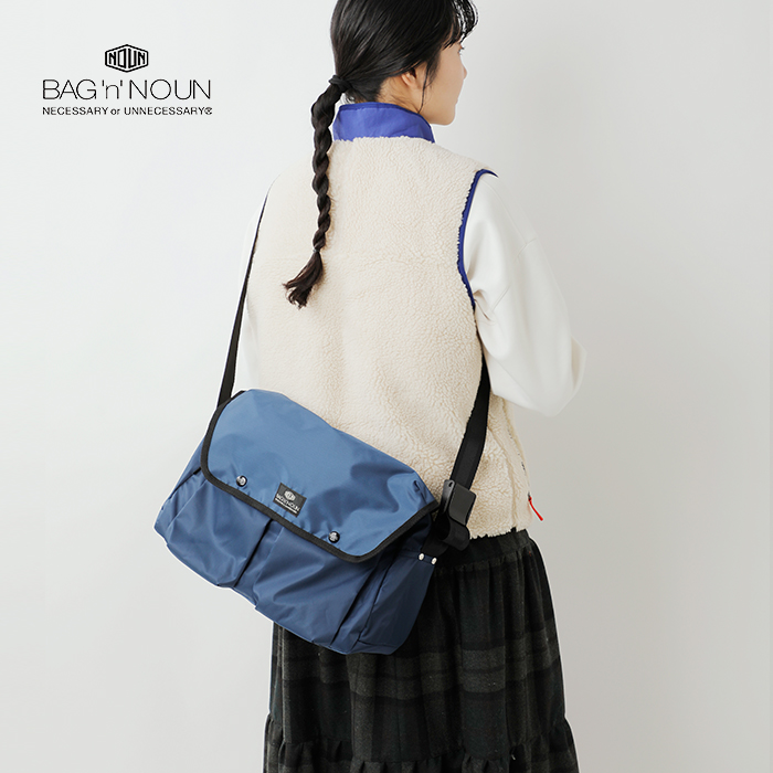 BAG’n’NOUN(バッグンナウン)トラベルライトショルダーバッグ“TRAVELSHOULDERLITE”70021049