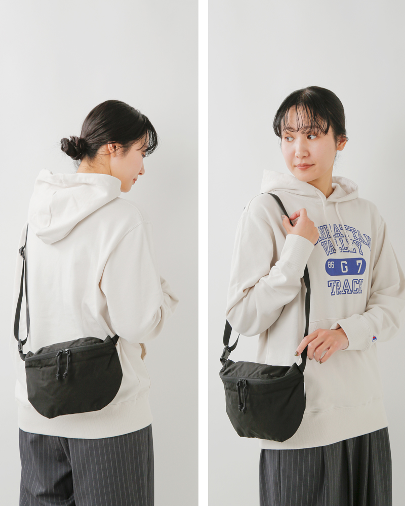 MT.RAINIER DESIGN(マウントレイニアデザイン)ミニショルダーワンパネルポーチ“ONEPANELPOUCH”7158
