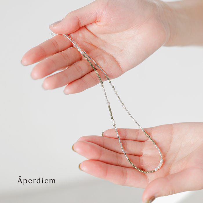 Aperdiem(アペルディエム)ペイルタイニーネックレス“PaleTinyNC”81429105
