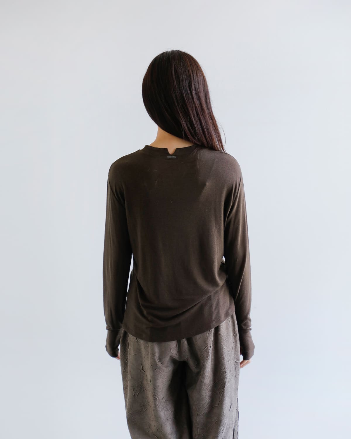 CHIGNON(シニヨン)テンセルインナーロングスリーブTシャツ 8454-088kk