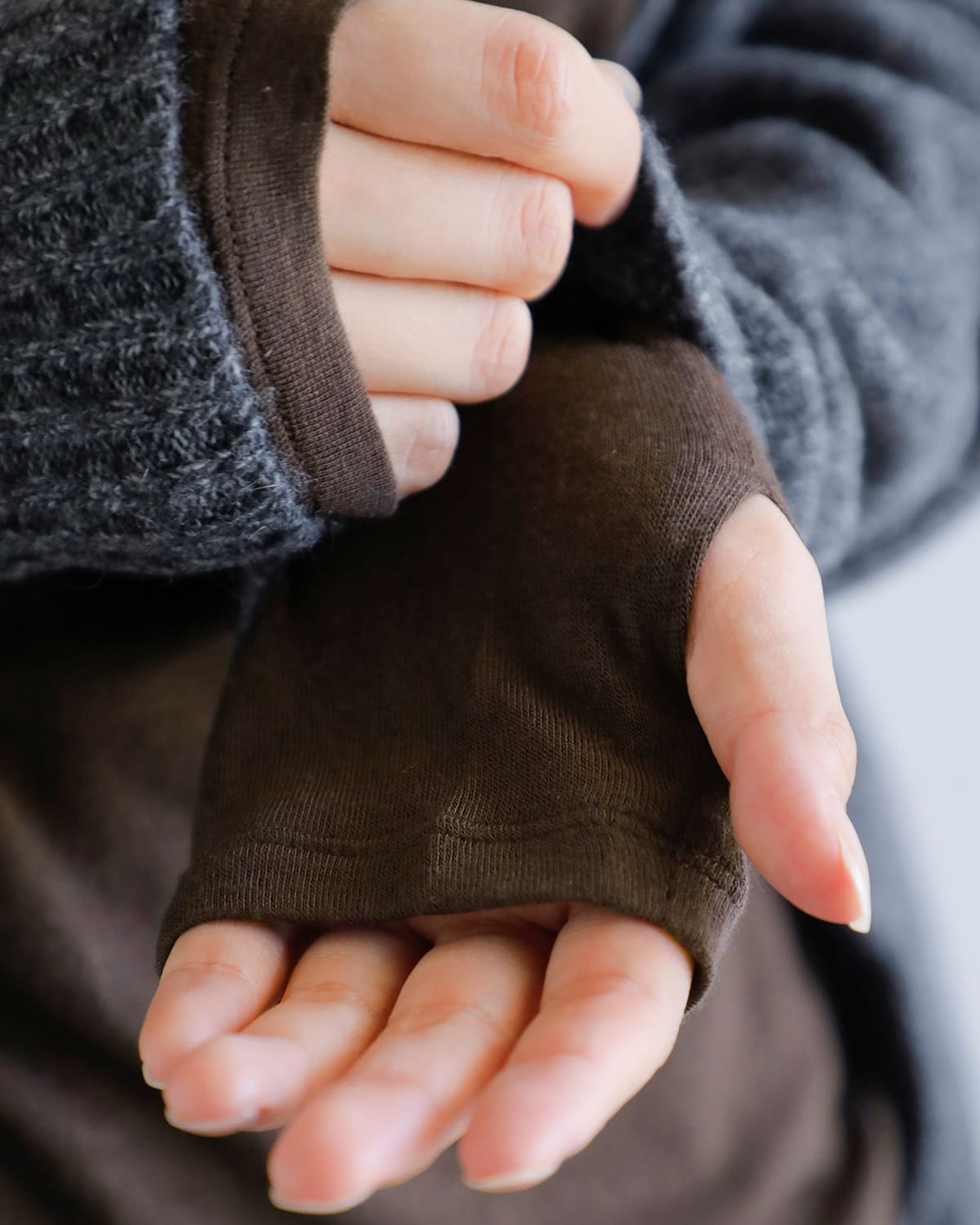 CHIGNON(シニヨン)テンセルインナーロングスリーブTシャツ 8454-088kk