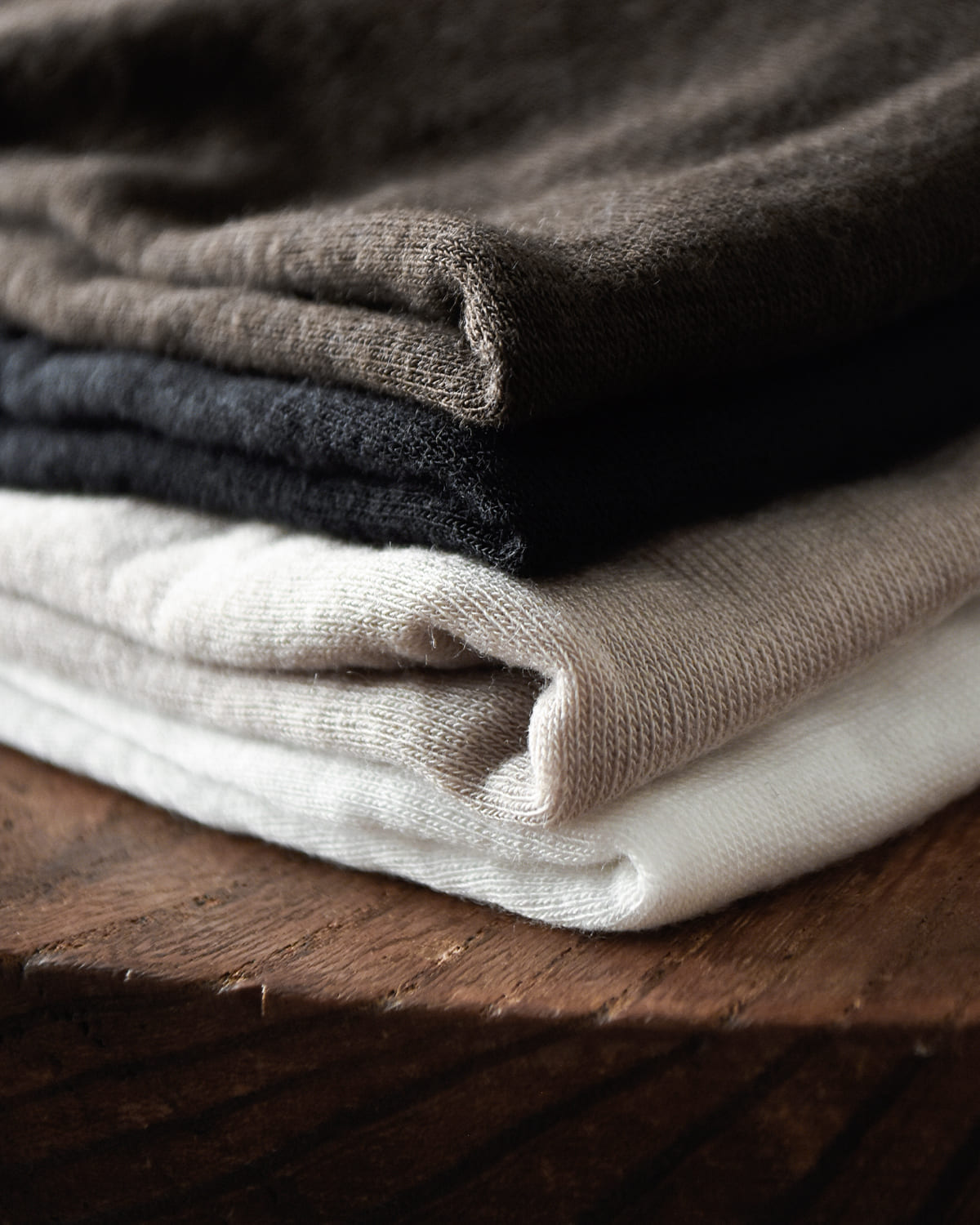 CHIGNON(シニヨン)テンセルインナーロングスリーブTシャツ 8454-088kk