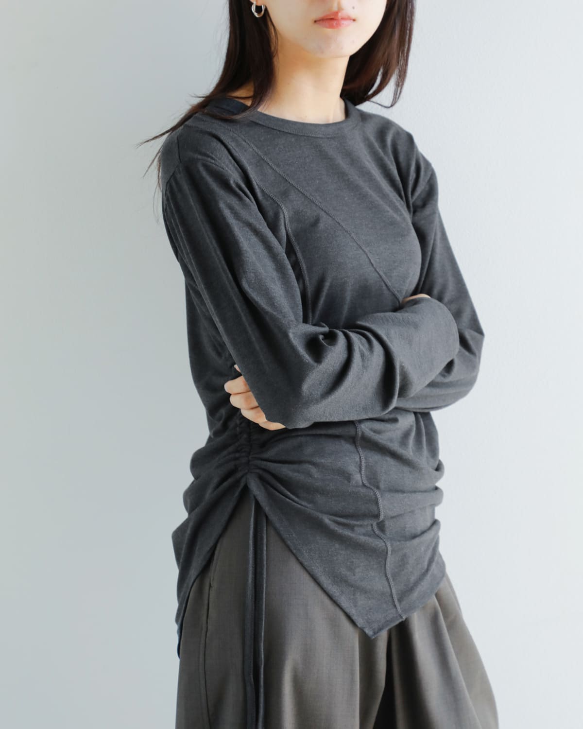 CHIGNON(シニヨン)ドロストカッティングカットソー 8455-319kk