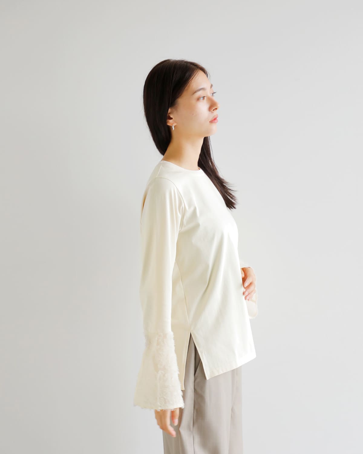 CHIGNON(シニヨン)カットジャガードドッキングカットソー 8554-017kk