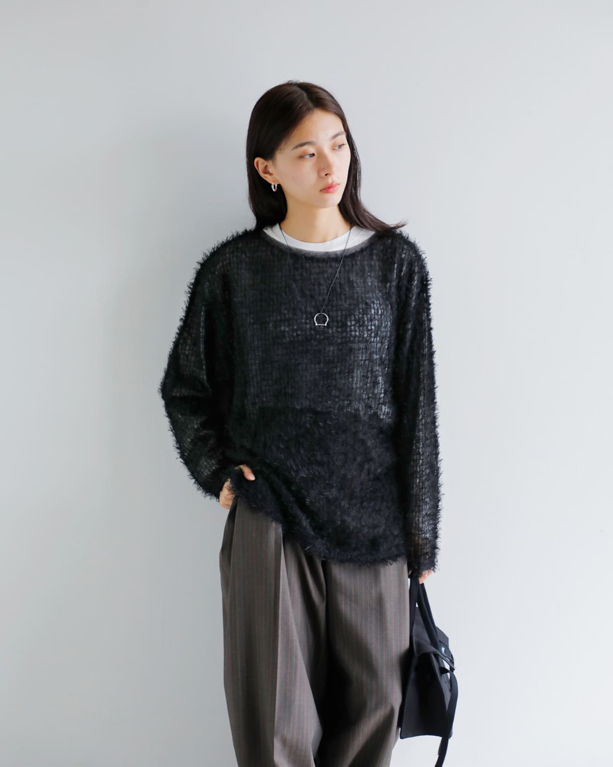 CHIGNON シニヨン フェザー チュール プルオーバー 8654-085ko