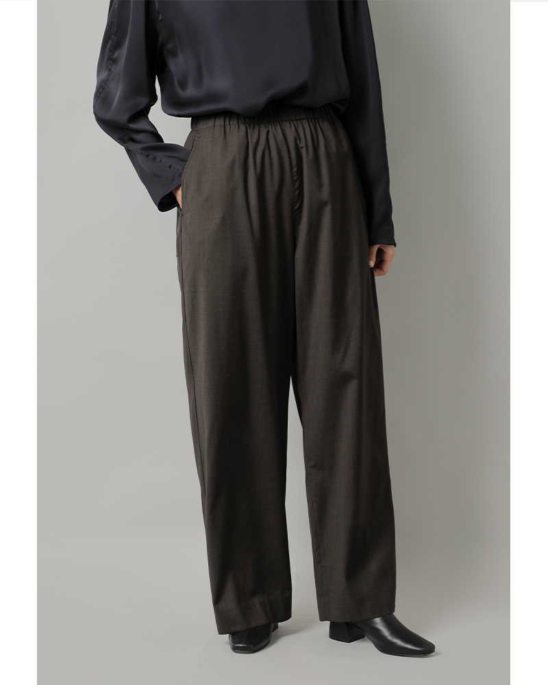 LOEFF ロエフ ウールトロ ハーレム パンツ 8814-2-990194-mn