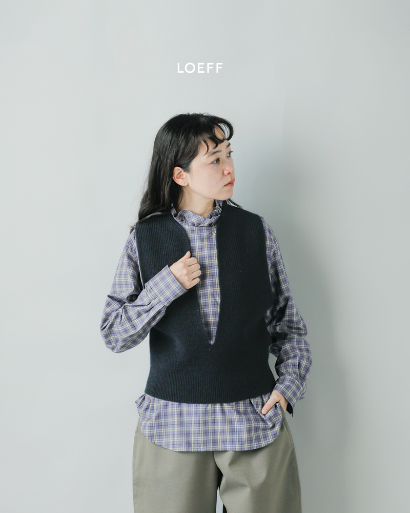 LOEFF(ロエフ)ウールヤーン畔編スリットネックベスト8818-199-0025