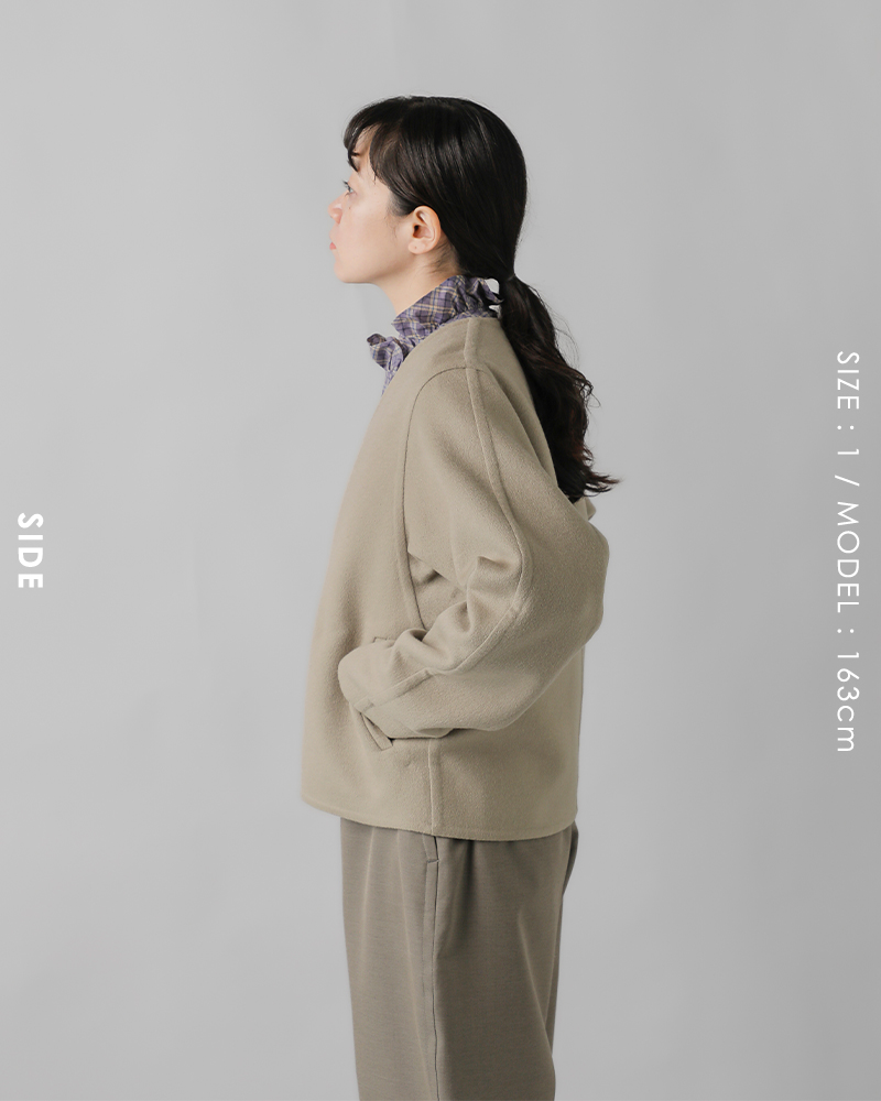 LOEFF(ロエフ)ウールカシミヤVネックノーカラージャケット8825-199-0130