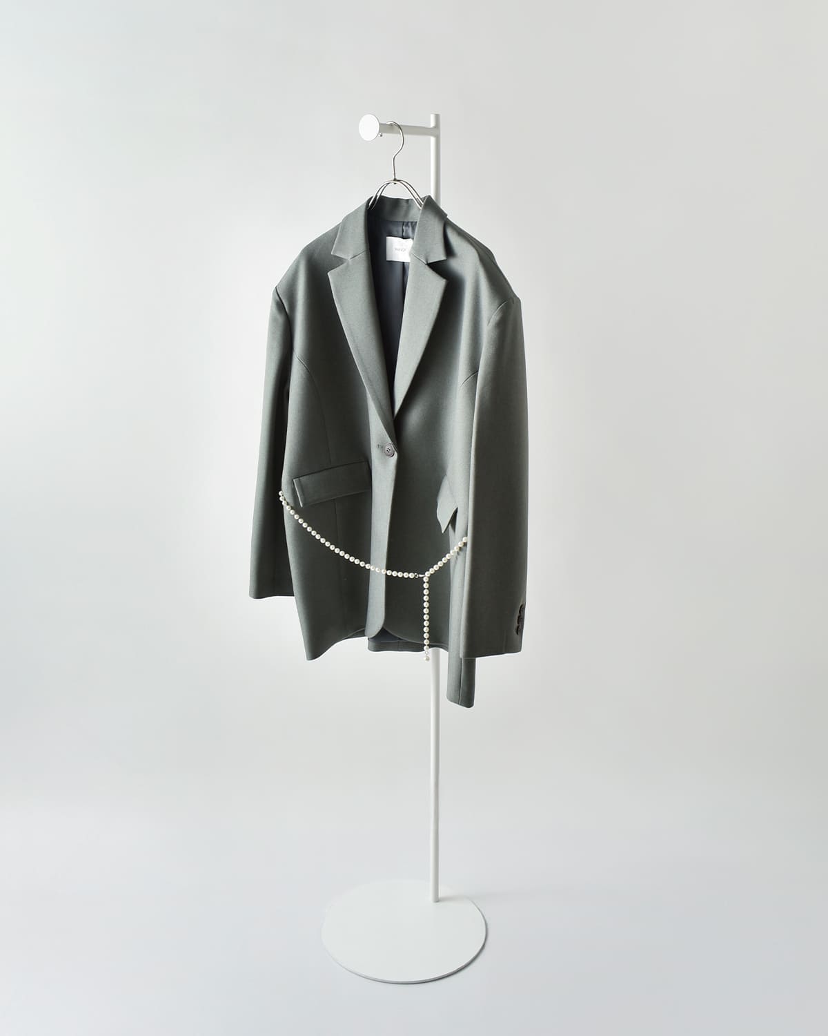 MANOF(マノフ)ビスチェセットリブニットプルオーバー 89103-0392