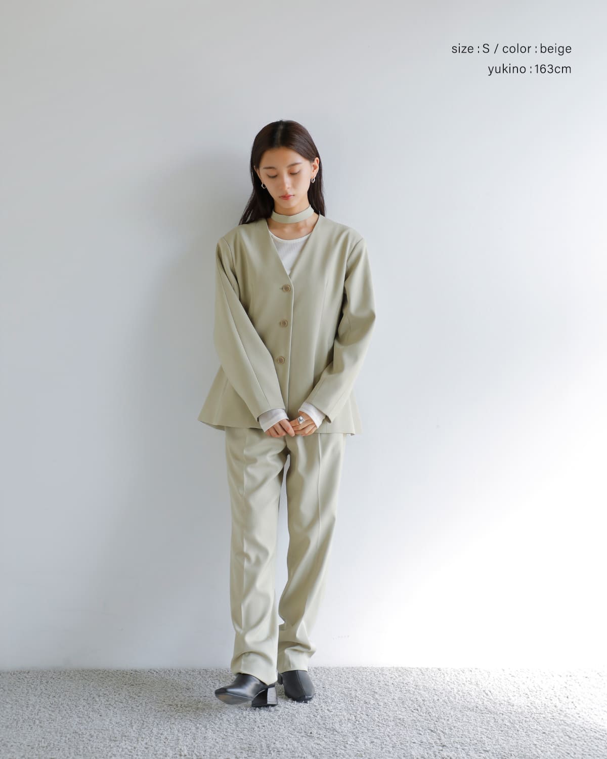 MANOF(マノフ)カーブスリーブチョーカージャケット 89103-0402