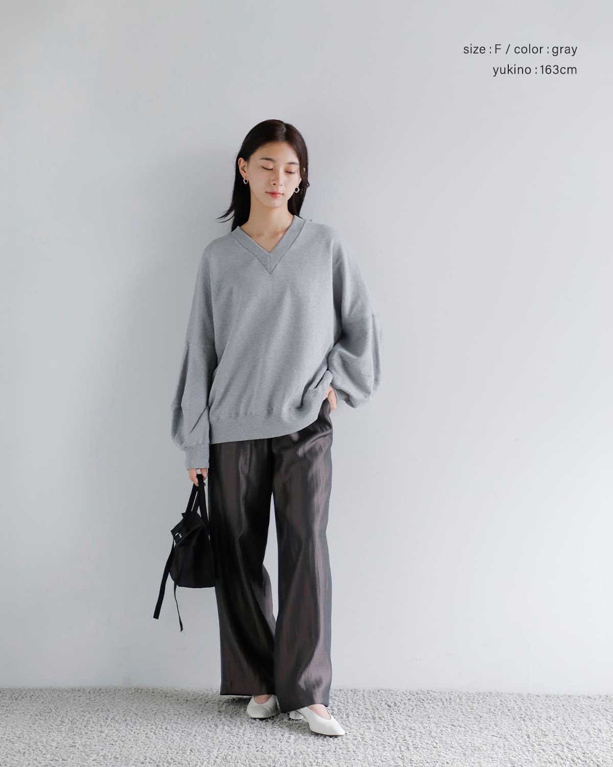 MANOF(マノフ)ボリュームスリーブロゴスウェットシャツ 89105-1072