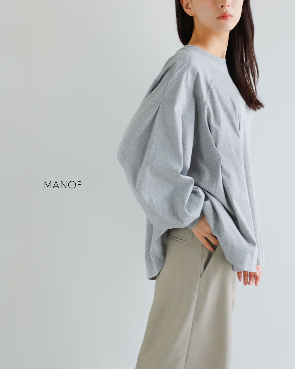 MANOF(マノフ)ウエストタック ボリュームスリーブ トップス89105-1262