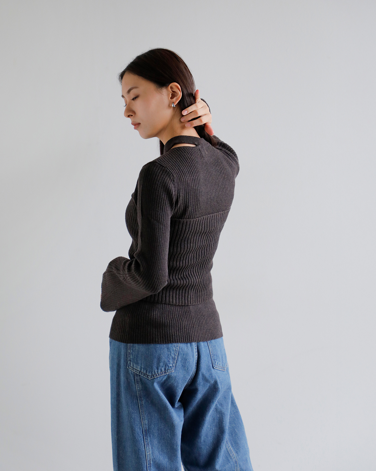 MANOF(マノフ)ビスチェセットリブニットプルオーバー 89106-2062