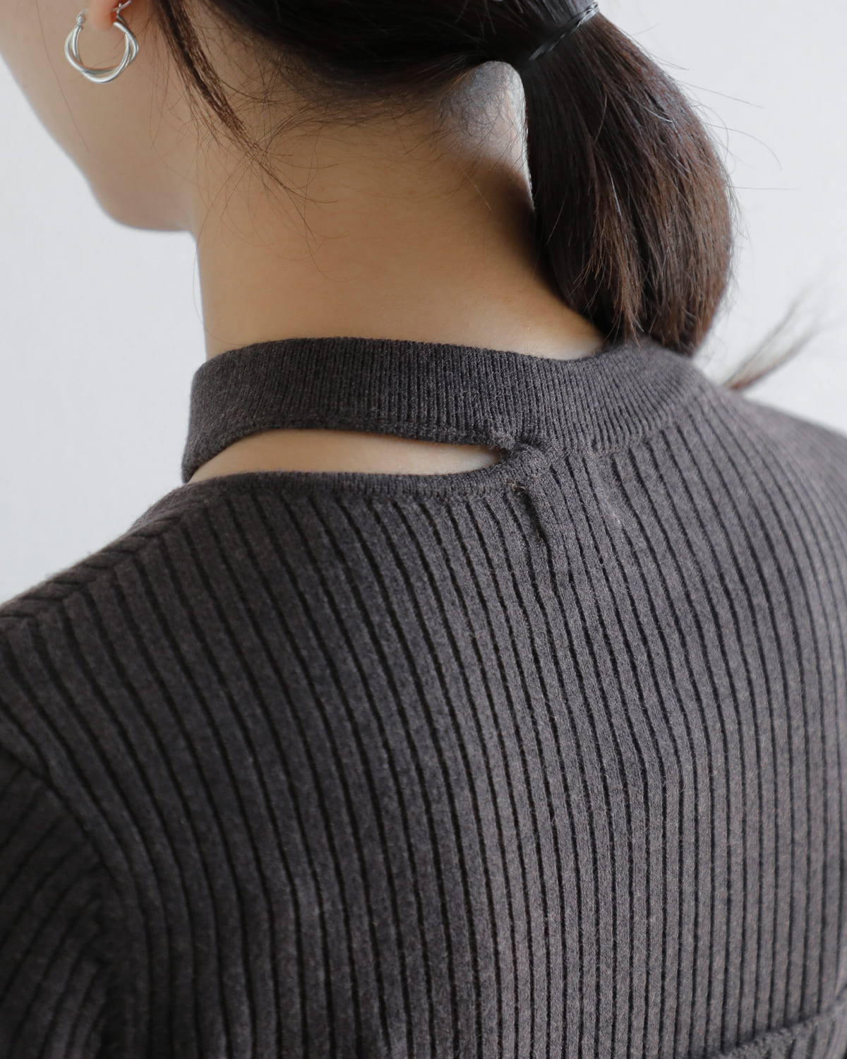 MANOF(マノフ)ビスチェセットリブニットプルオーバー 89106-2062