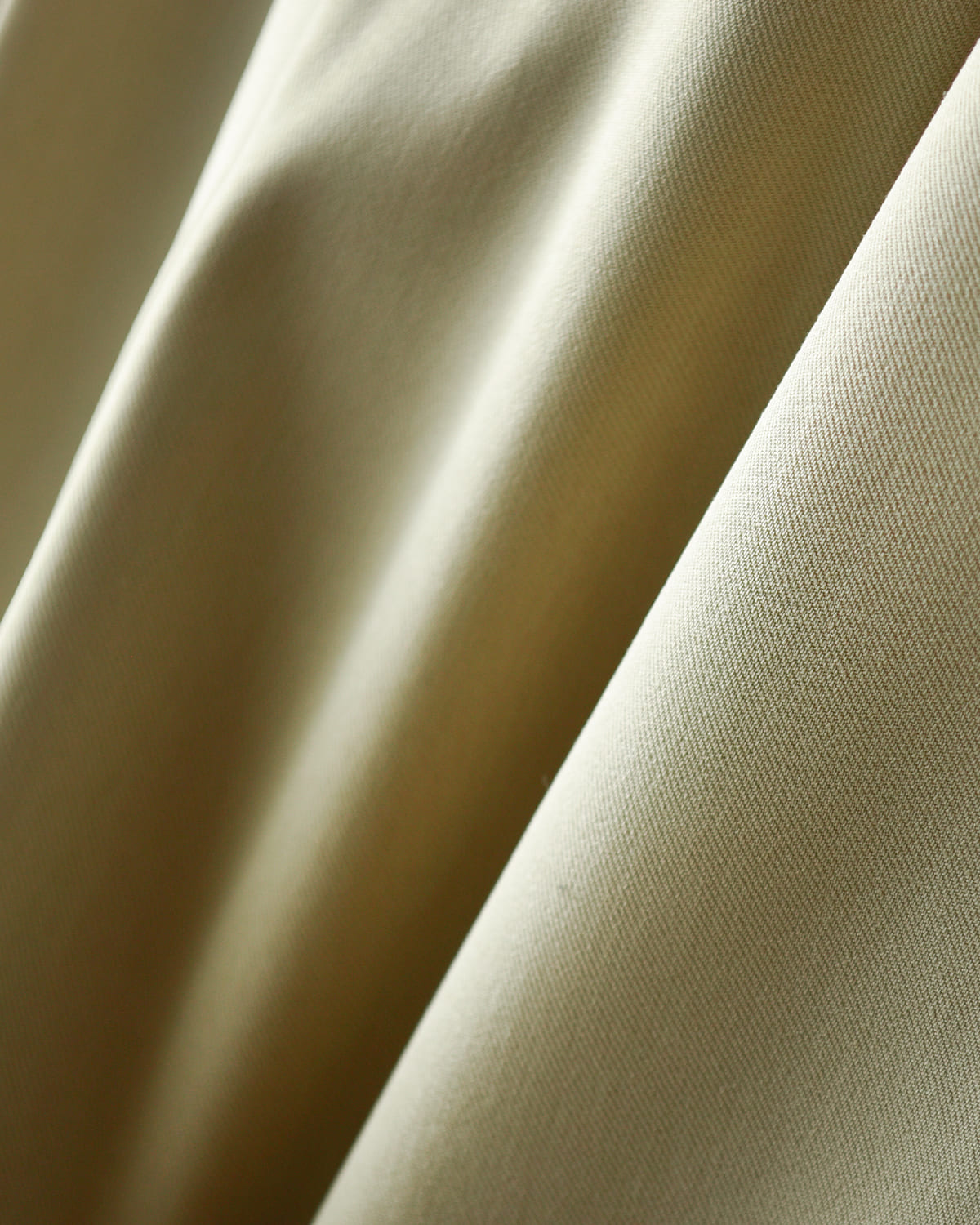 MANOF(マノフ)ハイウエストテーパードパンツ 89110-7082