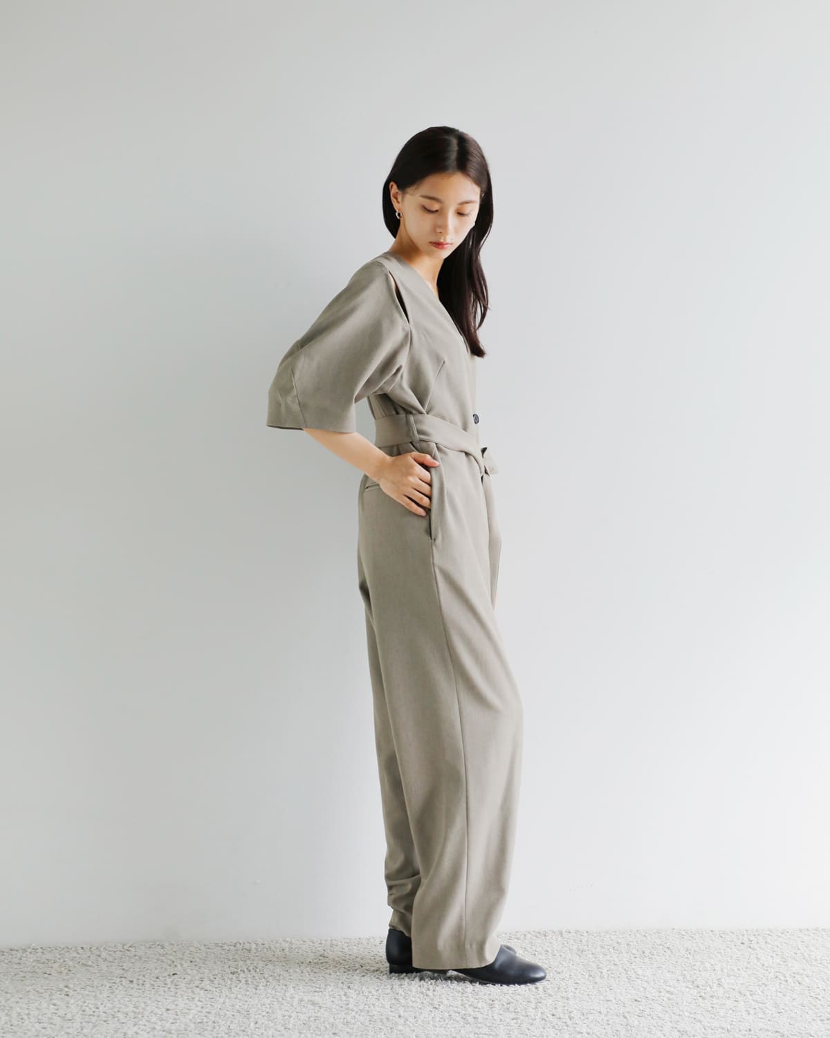 MANOF(マノフ)スリットハーフスリーブオールインワン 89112-5042