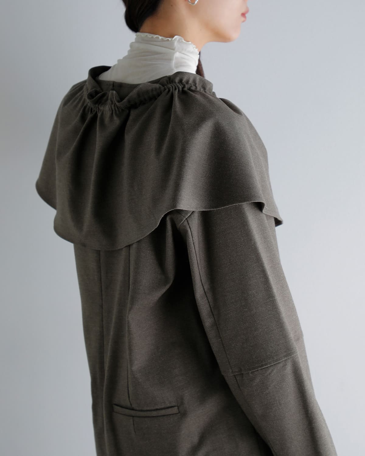 MANOF(マノフ)ラッフルカラーオールインワン 89112-5112