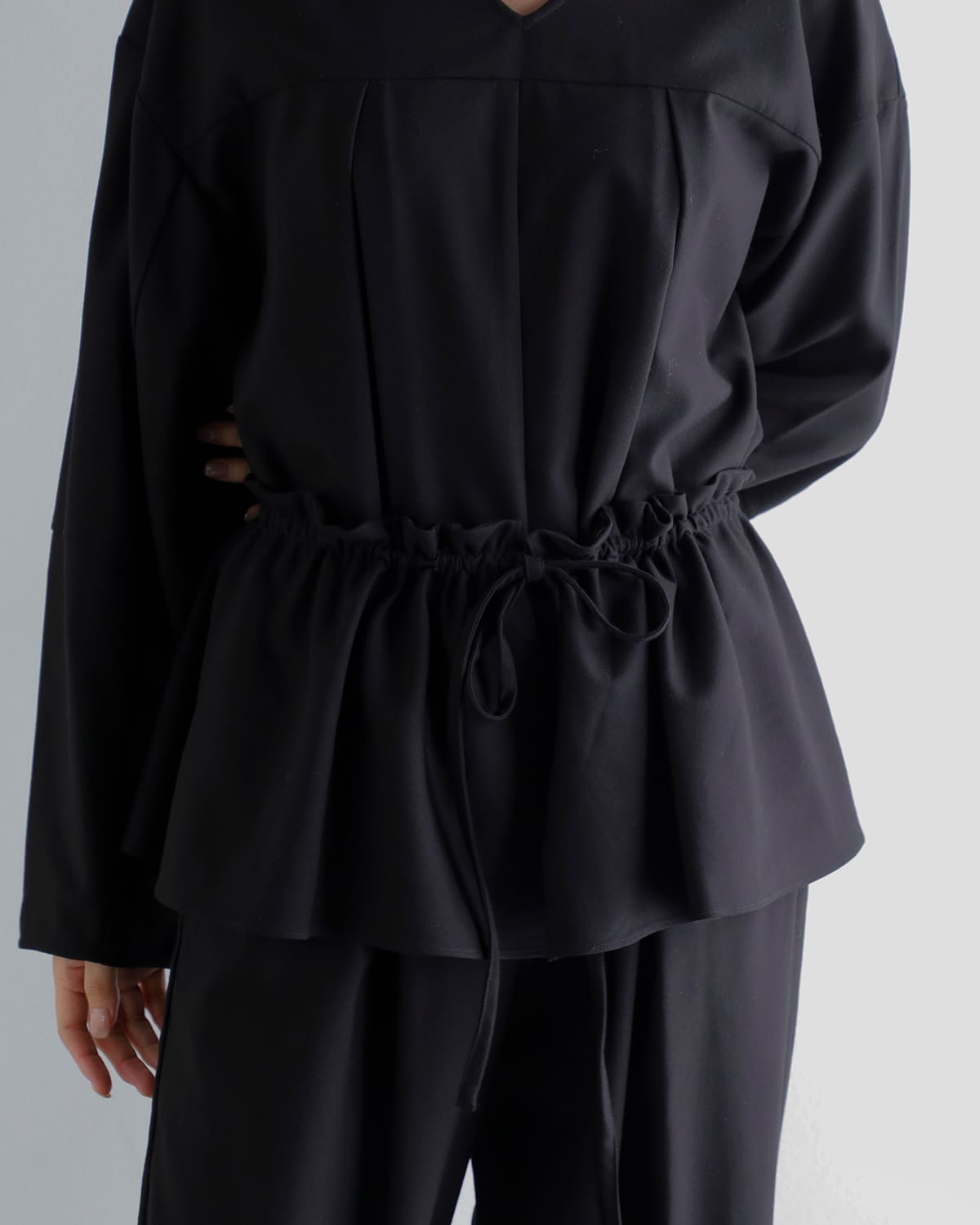 MANOF(マノフ)ラッフルカラーオールインワン 89112-5112