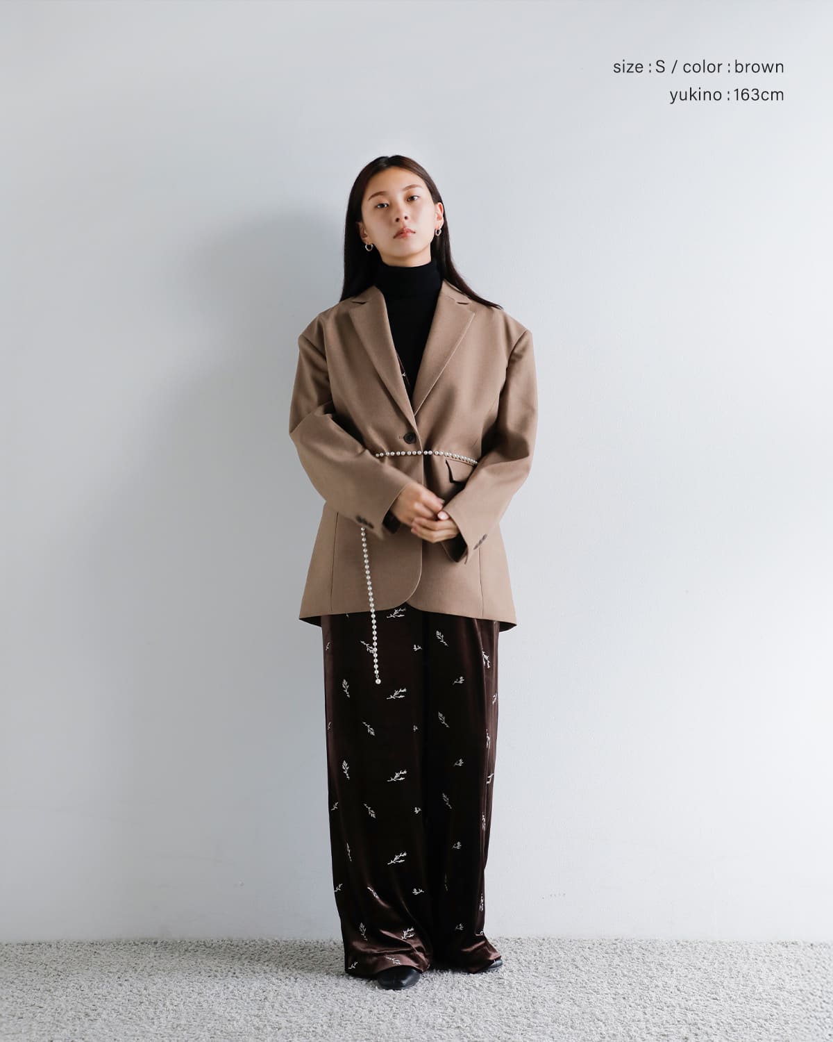 MANOF(マノフ)ベロア刺繍オールインワン 89112-5192