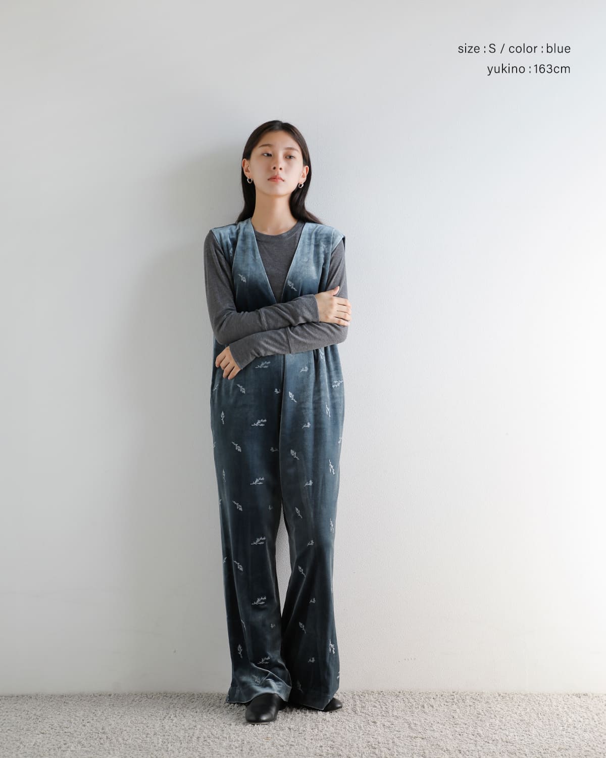 MANOF(マノフ)ベロア刺繍オールインワン 89112-5192