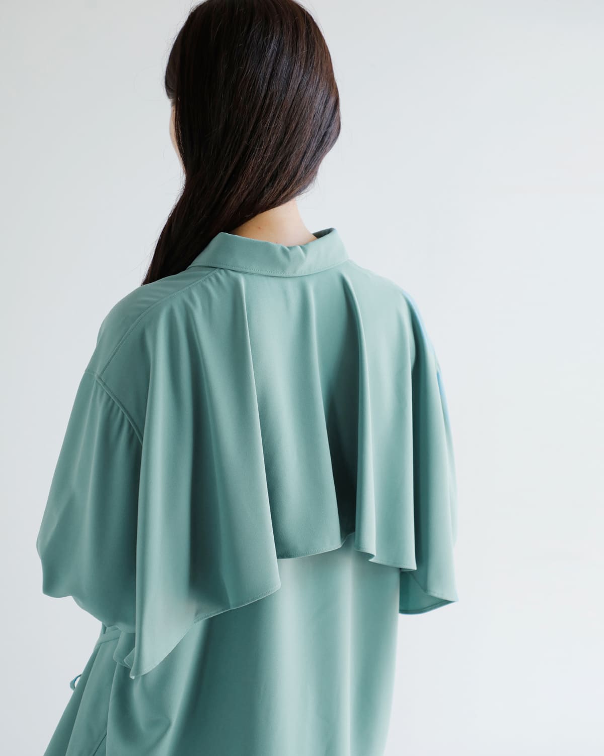 MANOF(マノフ)ストリングバックレイヤードシャツ 89122-4232