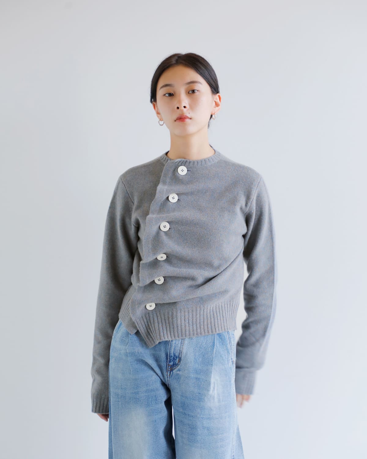 【新品未使用】アカネウツノミヤ　シアーチェックブラウス AKANE UTSUNOMIYA(アカネウツノミヤ)】レーストリムシャツ