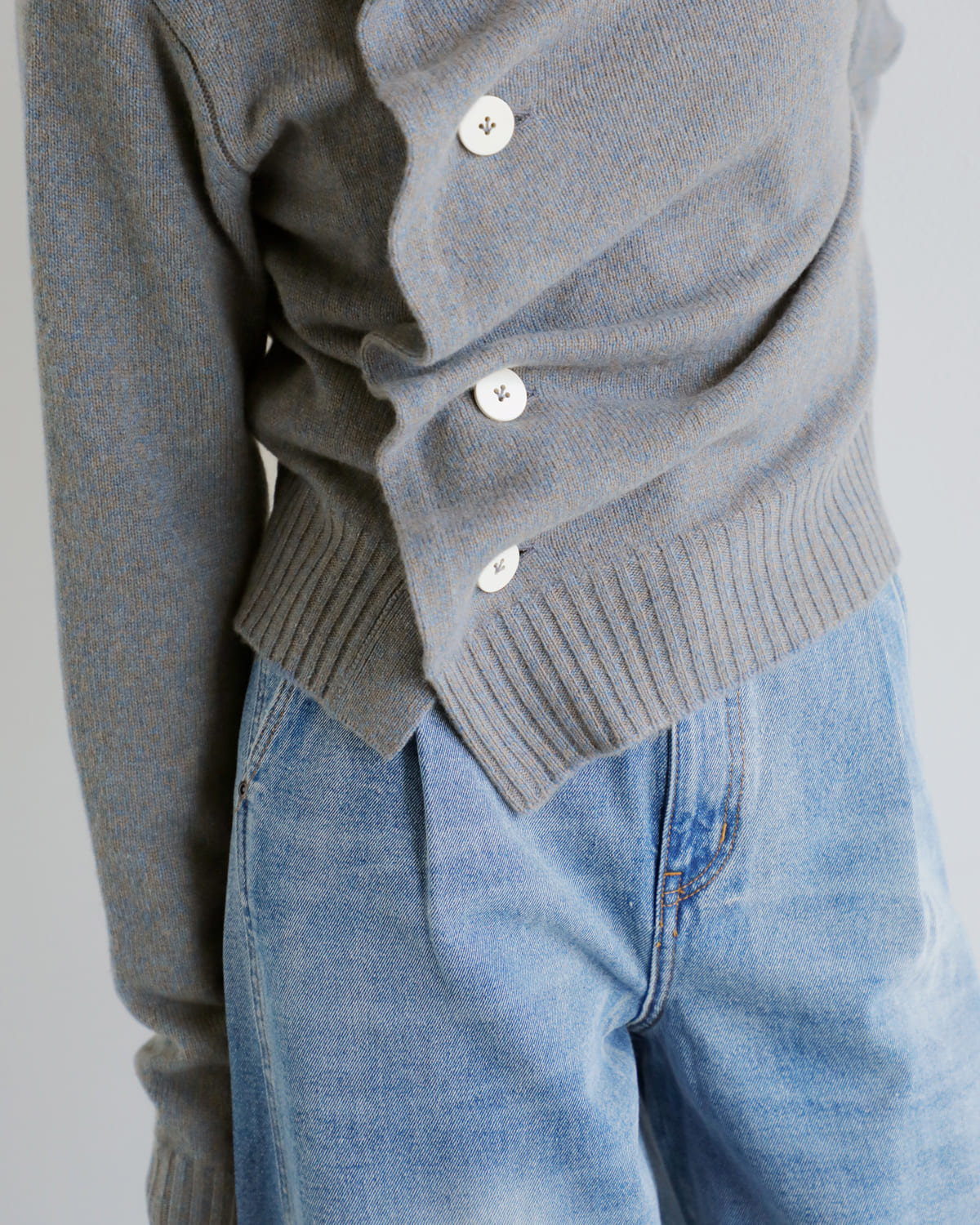 AKANE UTSUNOMIYA アカネウツノミヤ スーパーファイン